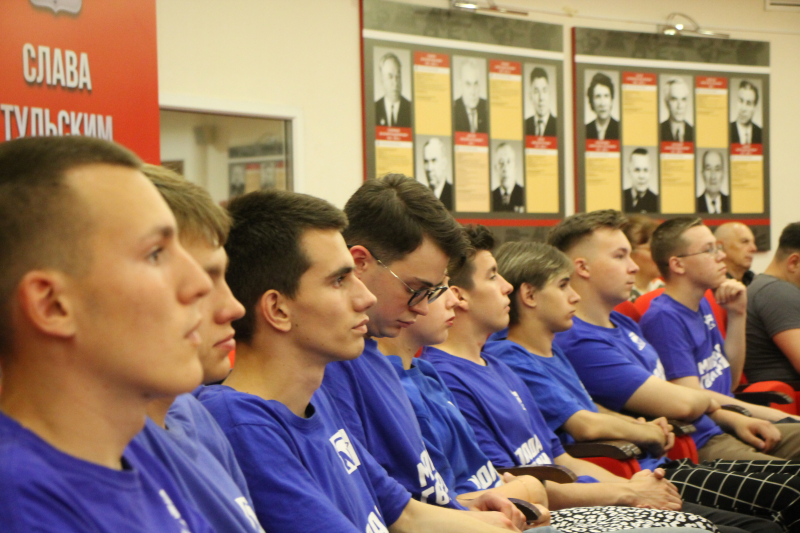 Тульский государственный музей оружия принимал участников автопробега в рамках проекта Ростовского регионального патриотического общественного движения «Дороги славы – наша история»! Тульский Государственный Музей Оружия