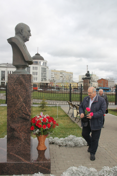 «Цель всей жизни – решение задач обороноспособности нашей страны» Шипунов Аркадий Георгиевич Тульский Государственный Музей Оружия