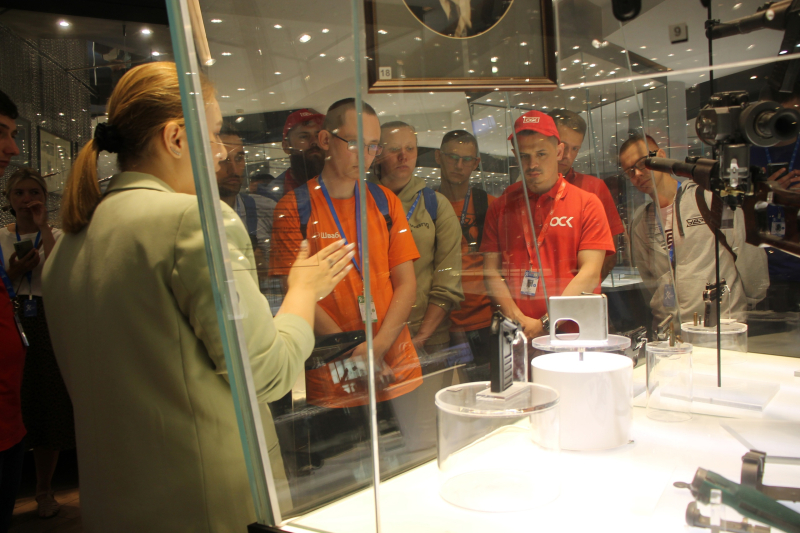 Участники Международного молодежного промышленного форума «Инженеры будущего» - в Тульском государственном музее оружия! Тульский Государственный Музей Оружия