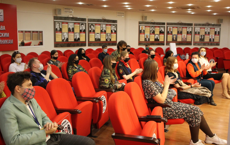 16 октября в Тульском музее оружия открылась XV, юбилейная, выставка «Техника в масштабе» с уникальной экспозицией миниатюрных моделей техники разных эпох Тульский Государственный Музей Оружия