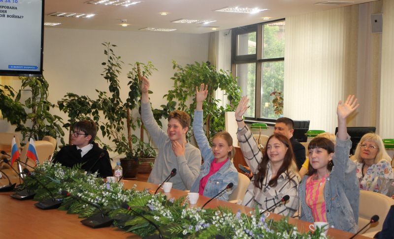 В День славянской письменности и культуры в Тульском музее оружия состоялся финал краеведческого конкурса «Поймешь ли предков ты своих, «вернувшись» в ту эпоху?» Тульский Государственный Музей Оружия