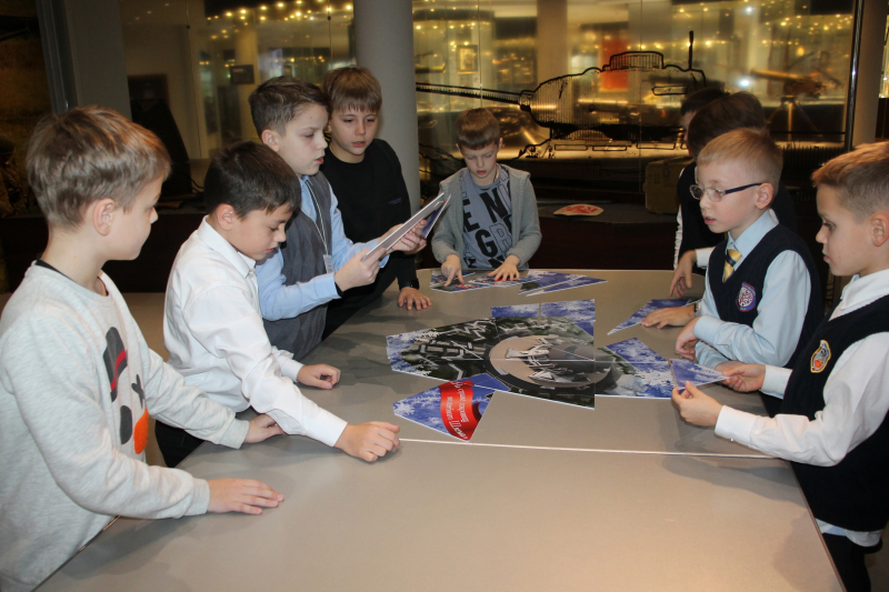 В Тульском музее оружия завершились детские новогодние представления! Более 1200 мальчишек и девчонок стали участниками увлекательного приключения-путешествия в волшебном Шлеме! Тульский Государственный Музей Оружия