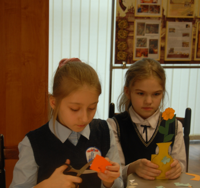 «Подарок маме своими руками!». Ежегодная предпраздничная акция в Тульском музее оружия Тульский Государственный Музей Оружия