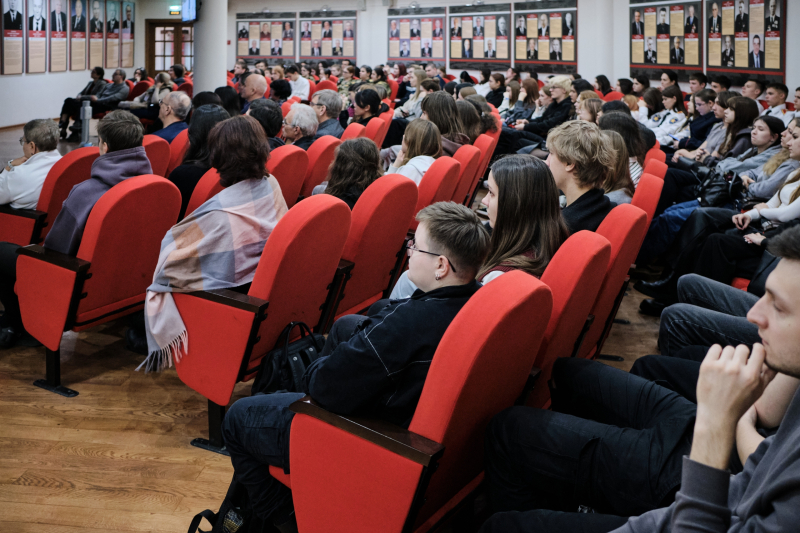 В Тульском государственном музее оружия успешно завершилась XIII Международная научно-практическая конференция «Мир оружия: история, герои, коллекции»! Тульский Государственный Музей Оружия