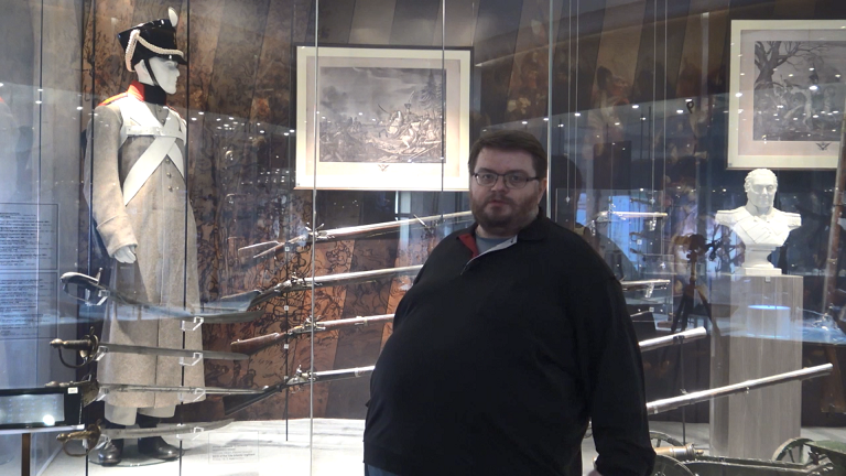 «История военного мундира» - видеоэкскурс с экспертом по историческому оружию и военной форме В.В. Глазковым Тульский Государственный Музей Оружия
