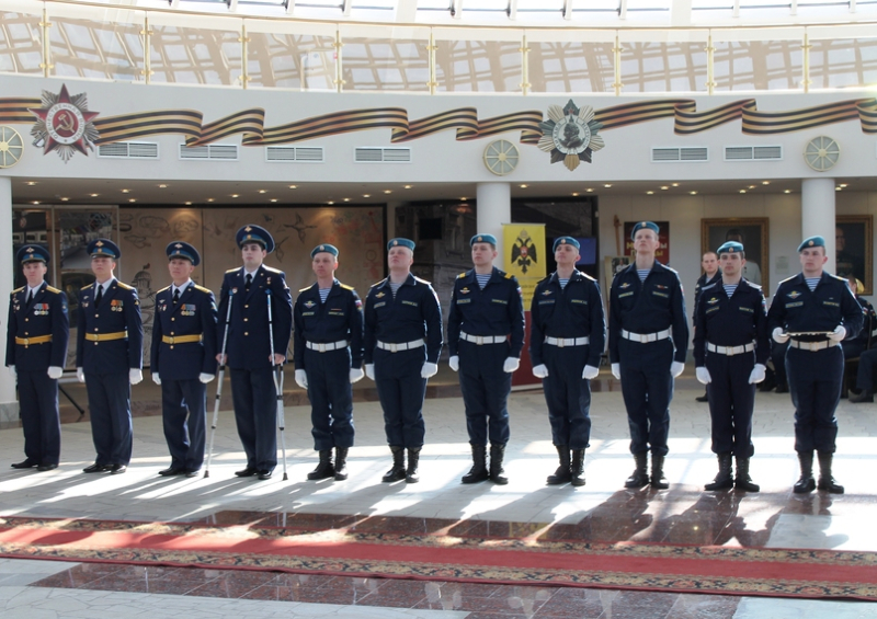 «Вручаемое знамя - олицетворение чести, доблести, славы и боевых традиций!» Тульский Государственный Музей Оружия