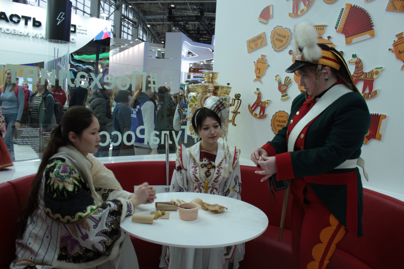 Делегация Тульского государственного музея оружия приняла участие в работе Международной выставки-форума «Россия» Тульский Государственный Музей Оружия