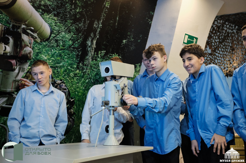 Тульский музей оружия в период проведения Всероссийского инклюзивного форума «Открыто для всех» принял воспитанников с инвалидностью из МКОУ «Новогуровская СОШ» (Алексинский район) и ЦО № 29  Тульский Государственный Музей Оружия