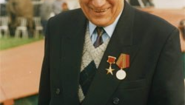 Приглашаем на торжественное открытие бюста В.С. Усова на Аллее Славы музея оружия. Тульский Государственный Музей Оружия