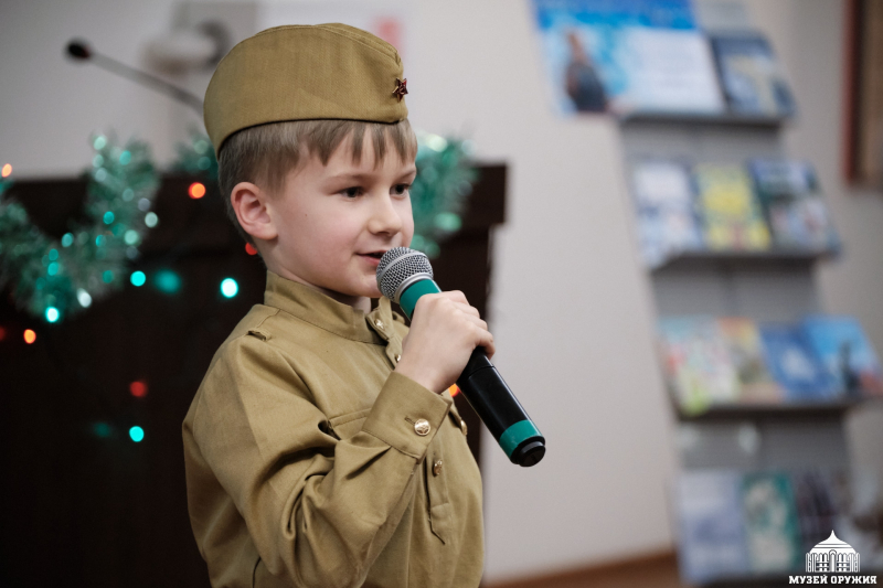 «В васильковые очи я целую Россию…»: в Тульском музее оружия состоялся душевный предновогодний музыкально-поэтический вечер талантливого тульского поэта Екатерины Картавцевой. Тульский Государственный Музей Оружия