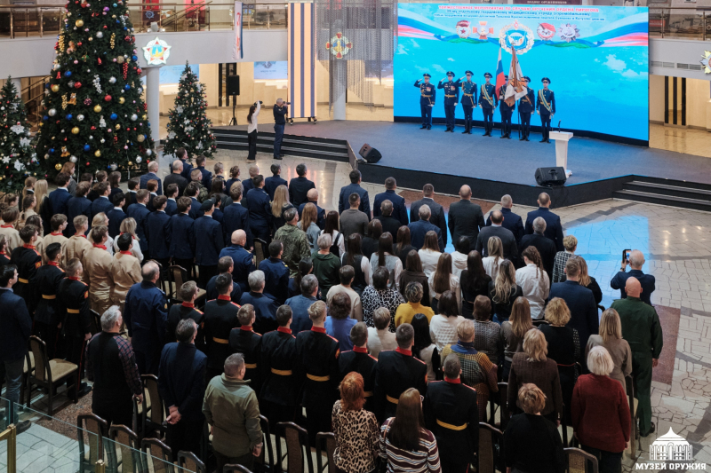 Сегодня состоялось торжественное мероприятие по случаю награждения 39-го отдельного гвардейского медицинского отряда (аэромобильного) орденом Пирогова. Тульский Государственный Музей Оружия