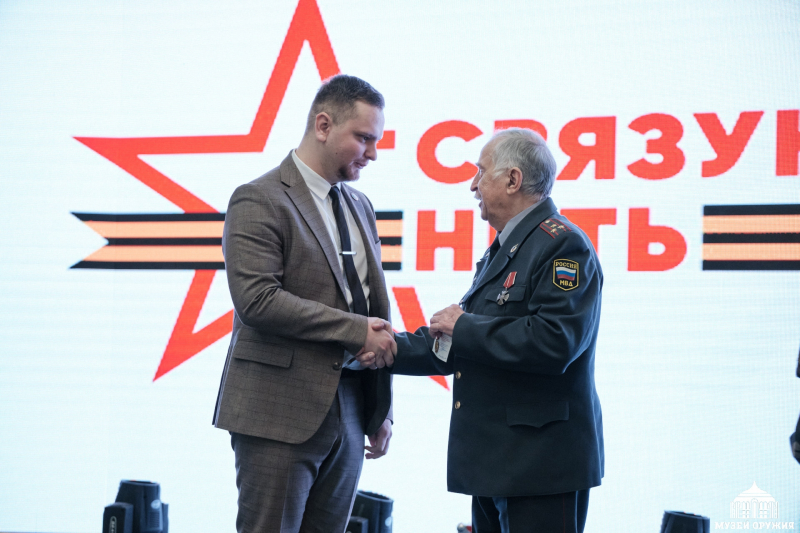 В Тульском государственном музее оружия состоялся региональный патриотический форум «Из одного металла льют медаль за бой, медаль за труд» Тульский Государственный Музей Оружия