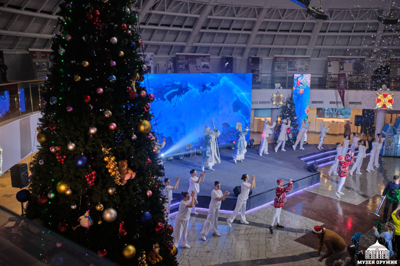 В Тульском государственном музее оружия по доброй традиции стартовали масштабные праздничные детские новогодние театрализованные представления! Тульский Государственный Музей Оружия