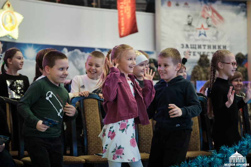 В Тульском государственном музее оружия по доброй традиции стартовали масштабные праздничные детские новогодние театрализованные представления! Тульский Государственный Музей Оружия