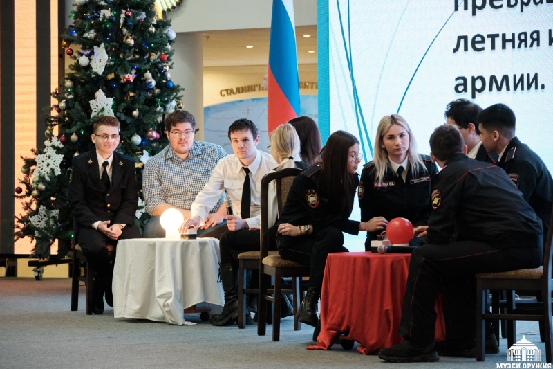 «Студенческий десант» в Тульском музее оружия! Тульский Государственный Музей Оружия