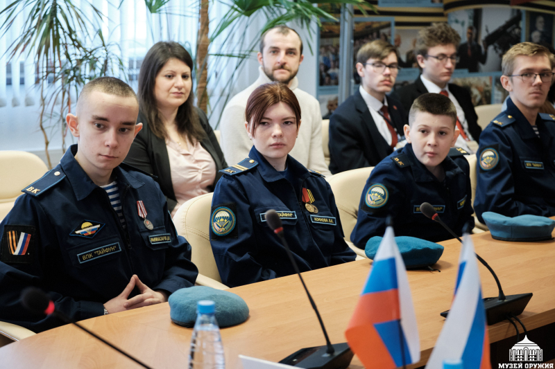 Герои специальной военной операции провели Урок мужества в День защитника Отечества Тульский Государственный Музей Оружия