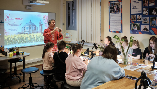 В Международный женский день Музей оружия дарит посетителям яркие впечатления и незабываемые эмоции! Тульский Государственный Музей Оружия