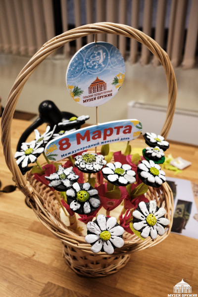 В Международный женский день Музей оружия дарит посетителям яркие впечатления и незабываемые эмоции! Тульский Государственный Музей Оружия