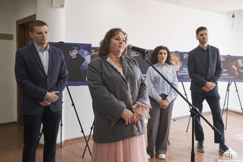 В Музее оружия состоялось открытие фотовыставок «Наука близко» и «Наука в лицах» Тульский Государственный Музей Оружия