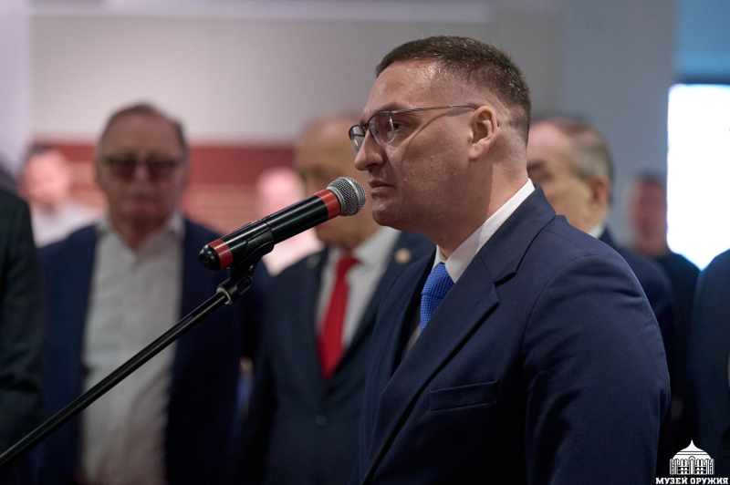 В Выставочном центре Тульского музея оружия на территории Тульского кремля открылась выставка «Три стихии тульского оружия: охота, спорт, защита» Тульский Государственный Музей Оружия