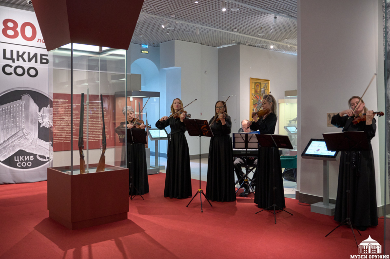 В Выставочном центре Тульского музея оружия на территории Тульского кремля открылась выставка «Три стихии тульского оружия: охота, спорт, защита» Тульский Государственный Музей Оружия