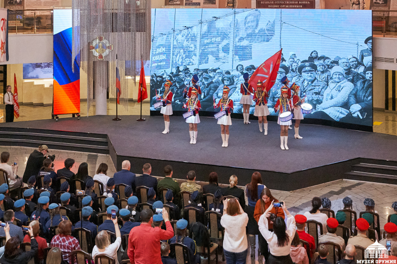 В торжественном Зале Славы Музея оружия прошла церемония награждения победителей муниципального этапа Всероссийской военно-патриотической игры «Зарница 2.0» Тульский Государственный Музей Оружия