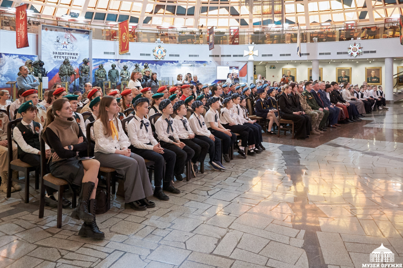 В торжественном Зале Славы Музея оружия прошла церемония награждения победителей муниципального этапа Всероссийской военно-патриотической игры «Зарница 2.0» Тульский Государственный Музей Оружия