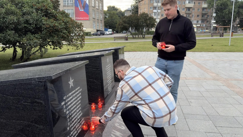 В Тульском музее оружия при активном участии членов Молодежного совета Музея состоялся цикл памятных мероприятий, посвященных Дню памяти и скорби Тульский Государственный Музей Оружия