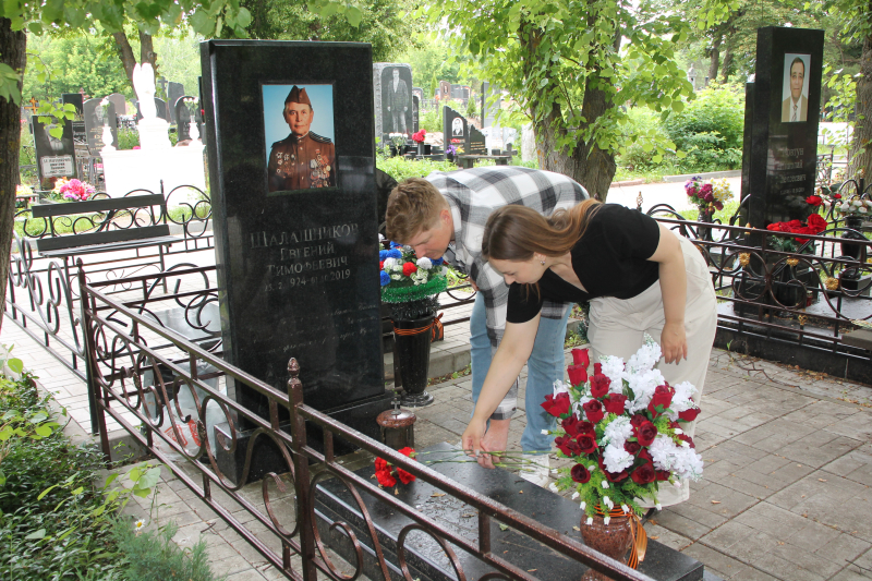 В Тульском музее оружия при активном участии членов Молодежного совета Музея состоялся цикл памятных мероприятий, посвященных Дню памяти и скорби Тульский Государственный Музей Оружия