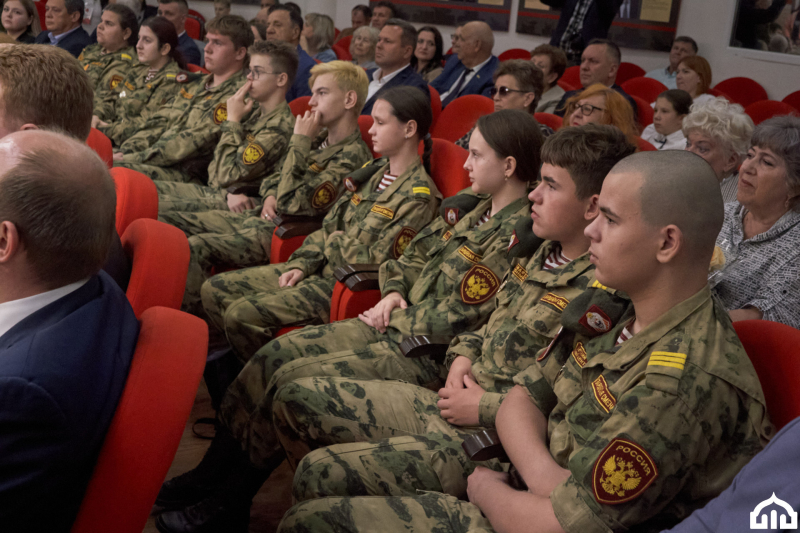 Торжественная церемония поздравления ветерана Великой Отечественной войны Владимира Петровича Лаврова с прекрасным юбилеем - со 100-летием! Тульский Государственный Музей Оружия
