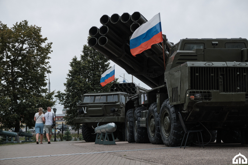 Патриотические акции в День Государственного флага России в Тульском музее оружия! Тульский Государственный Музей Оружия