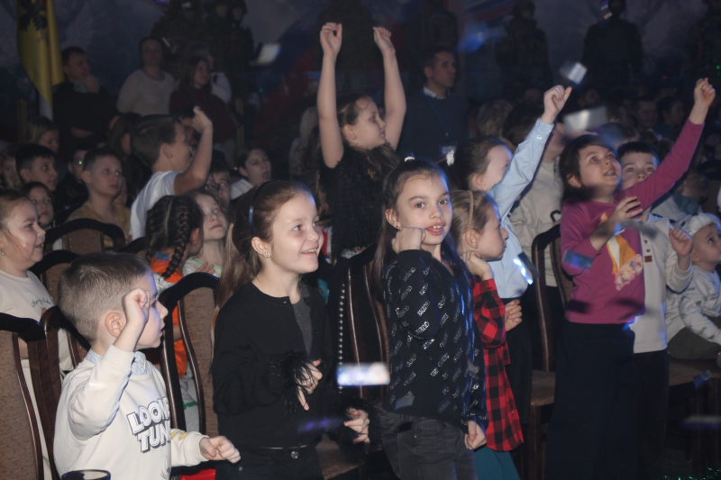 В Тульском государственном музее оружия по доброй традиции стартовали масштабные праздничные детские новогодние театрализованные представления! Тульский Государственный Музей Оружия