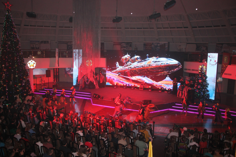 В Тульском государственном музее оружия по доброй традиции стартовали масштабные праздничные детские новогодние театрализованные представления! Тульский Государственный Музей Оружия