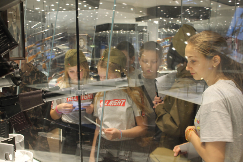 Боевую, оружейную и интеллектуальную высоты покорили участники историко-краеведческой игры «Арсенал и щит России»! Тульский Государственный Музей Оружия