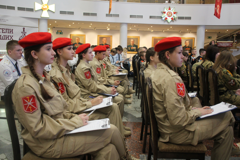 Сегодня в Тульском государственном музее оружия прошла VIII Международная просветительская акция «Большой этнографический диктант» Тульский Государственный Музей Оружия
