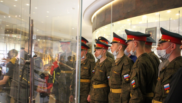 Музей оружия посетили военнослужащие батальона Почетного караула Преображенского полка и экипаж подводного ракетного крейсера К-114 «Тула» Тульский Государственный Музей Оружия