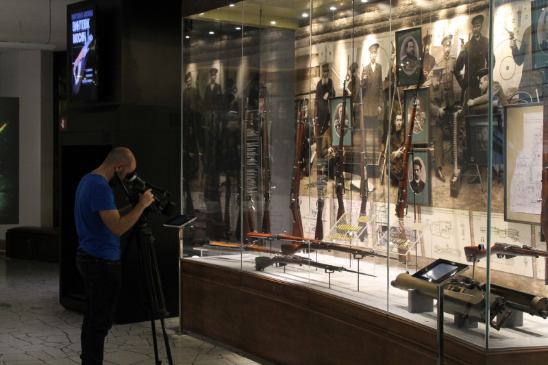 Испанские журналисты восхищены мастерством тульских оружейников Тульский Государственный Музей Оружия