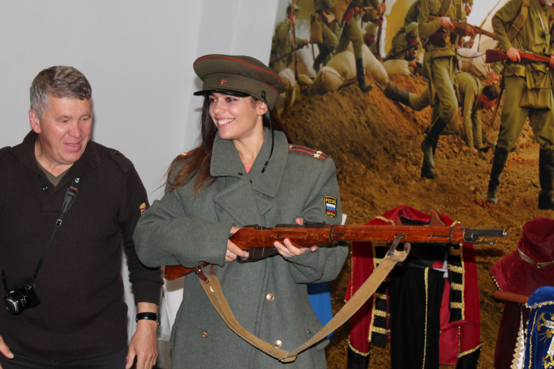 Испанские журналисты восхищены мастерством тульских оружейников Тульский Государственный Музей Оружия