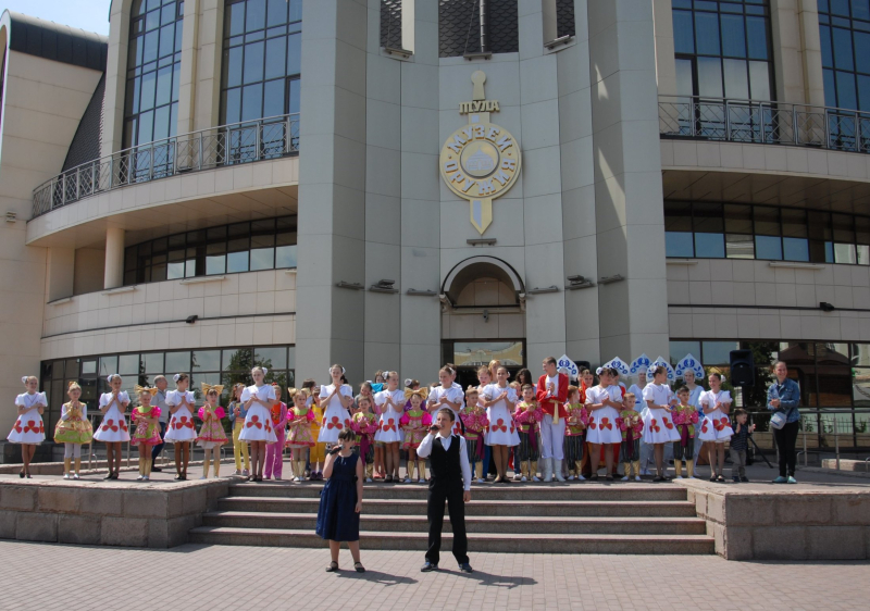 Первый день лета! Международный день защиты детей! «Познаем мир играя!» в музее оружия! Все на праздник! Тульский Государственный Музей Оружия