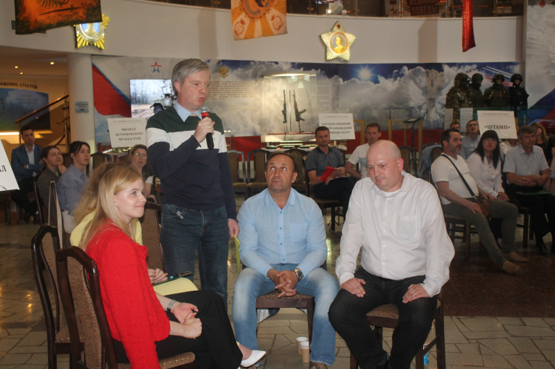 В Тульском государственном музее оружия состоялся интеллектуальный блиц-турнир «Музейные баталии - 2025», посвященный Дню России Тульский Государственный Музей Оружия