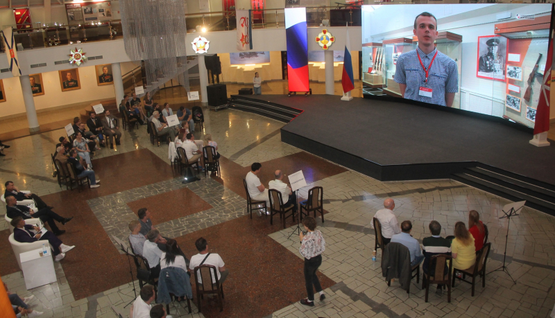 В Тульском государственном музее оружия состоялся интеллектуальный блиц-турнир «Музейные баталии - 2025», посвященный Дню России Тульский Государственный Музей Оружия