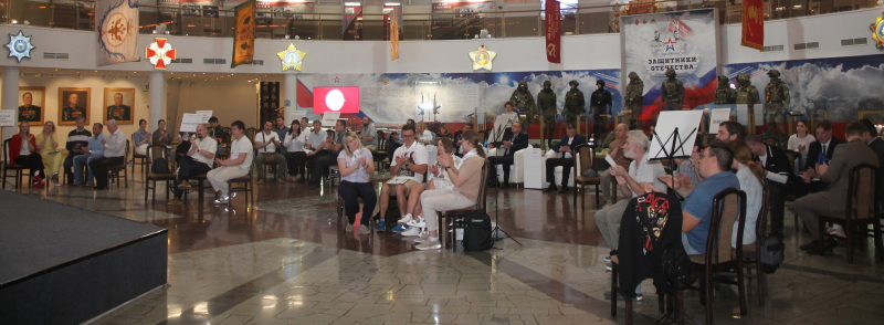 В Тульском государственном музее оружия состоялся интеллектуальный блиц-турнир «Музейные баталии - 2025», посвященный Дню России Тульский Государственный Музей Оружия