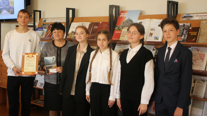 В канун Дня оружейника в Тульском музее оружия состоялся конкурс ораторского искусства «Битва декламаторов», посвящённый 150-летию музея оружия Тульский Государственный Музей Оружия