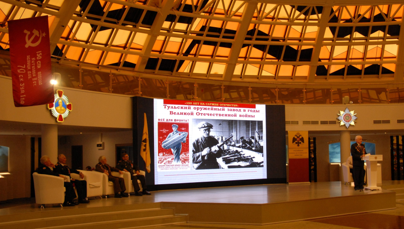 Несокрушимая и легендарная! К 100-летию РККА! Исторический экскурс в Тульском музее оружия! Тульский Государственный Музей Оружия