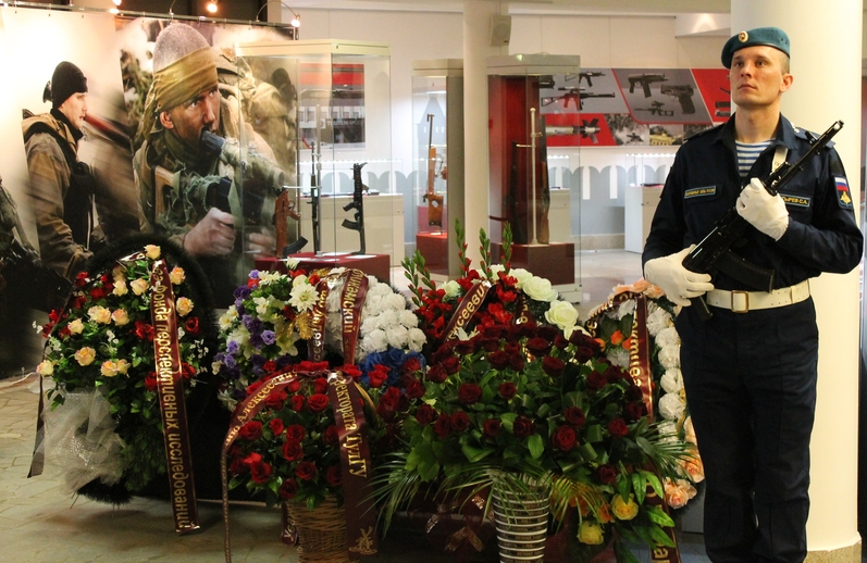Церемония прощания с Геннадием Алексеевичем Денежкиным. Тульский Государственный Музей Оружия