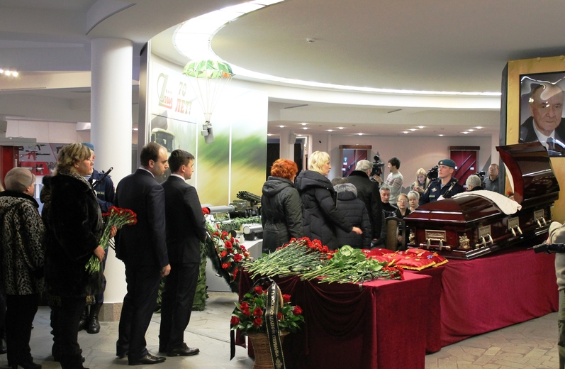 Церемония прощания с Геннадием Алексеевичем Денежкиным. Тульский Государственный Музей Оружия