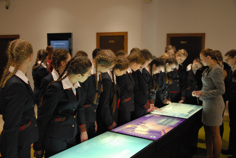 2 декабря Тульский музей оружия посетили воспитанницы Пансиона Министерства обороны Российской Федерации» Тульский Государственный Музей Оружия