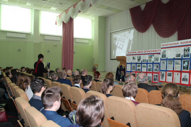 «Им вечная слава за подвиг и храбрость!»: воины - «афганцы» музея оружия на Уроке мужества Тульский Государственный Музей Оружия