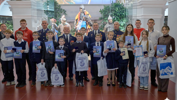 В Тульском государственном музее оружия награждали победителей и призеров регионального этапа всероссийского патриотического конкурса «Память сильнее времени». Тульский Государственный Музей Оружия