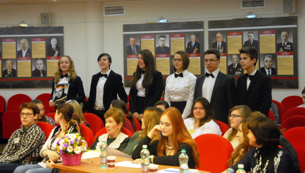 Серебряное перо: «Пишем… оперативно, злободневно, креативно!..» Тульский Государственный Музей Оружия